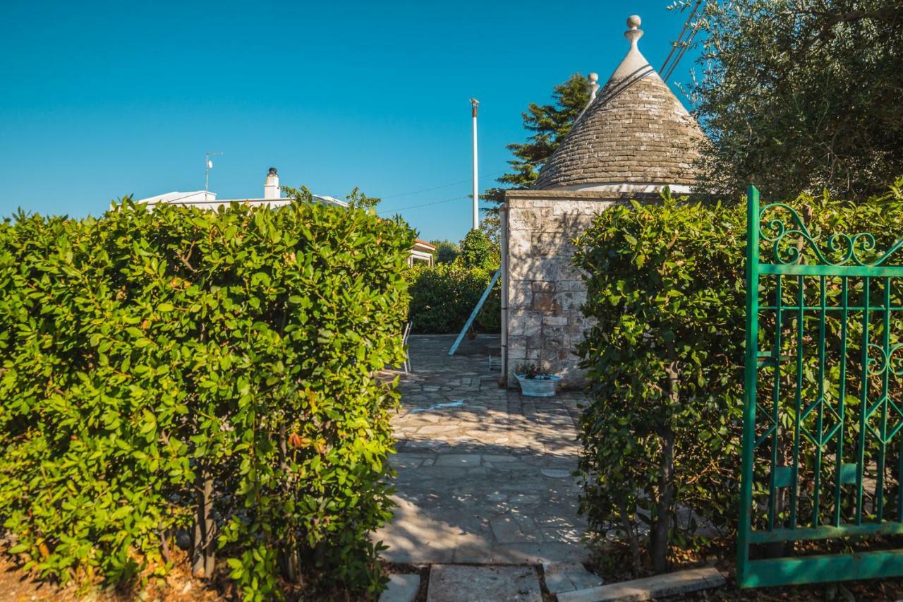 Trullo Olive Tree Villa Locorotondo Exteriör bild